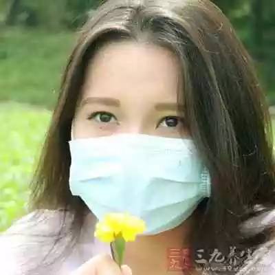 白眼女人面相_女人三白眼_白眼女人面相圖片